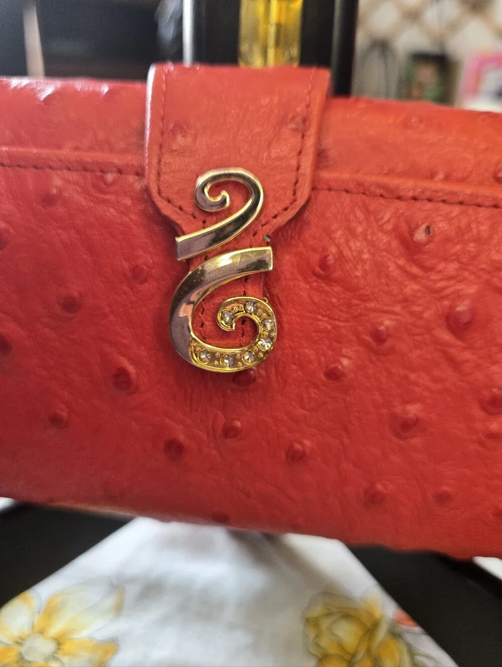 Vintage Vera Pelle Red Ostrich-Texture Genuine Leather Wallet with Gold Accent